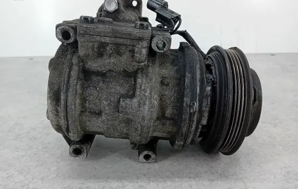 KIA Carnival Air conditioning (A/C) compressor (pump) 