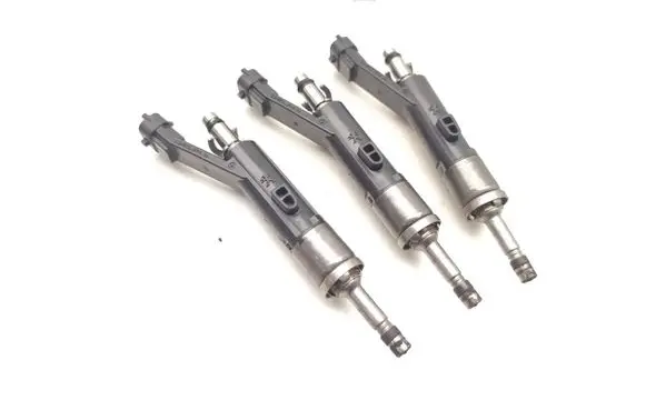Peugeot 308 Fuel injectors set 9822715980 9811353880