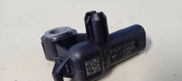 Tesla Model Y Airbag deployment crash/impact sensor 103676100A