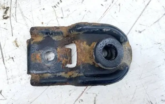Subaru Outback Radiator mount bracket 