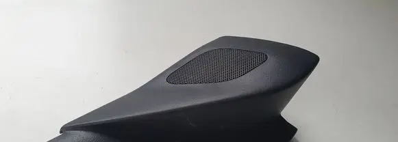Mitsubishi Outlander Front door speaker cover trim 