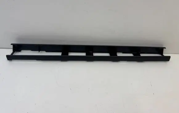 Volvo XC90 Front door seat control surround trim 31488330