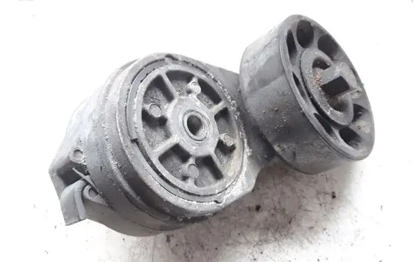 Land Rover Discovery Generator/alternator belt tensioner