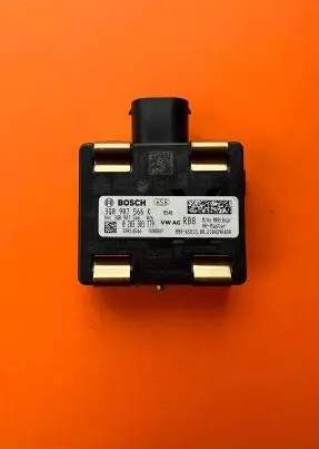 Audi Q3 F3 Distronic sensor radar 3Q0907566K 0203303779