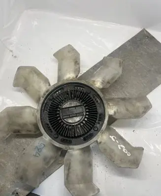 Mitsubishi L200 Viscous fan clutch 