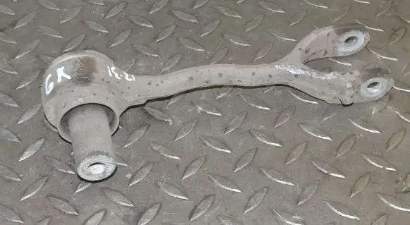 Jaguar XE Rear upper control arm/wishbone