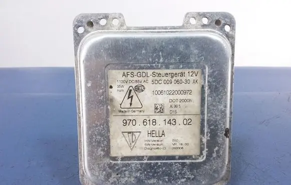 Porsche Panamera (970) Voltage converter/converter module 97061814302