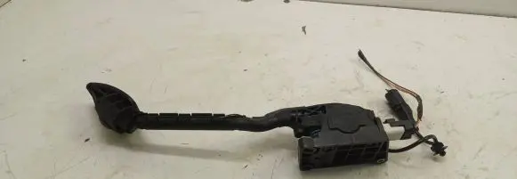 Peugeot 607 Accelerator throttle pedal 9651510780