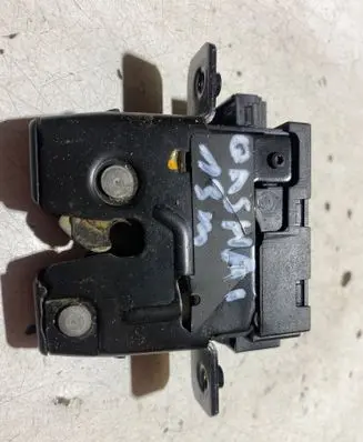 Nissan Qashqai+2 Tailgate/trunk/boot lock/catch/latch 90502EY12D
