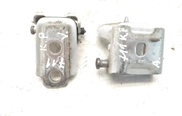 Peugeot 508 RXH Front door hinge set KWED