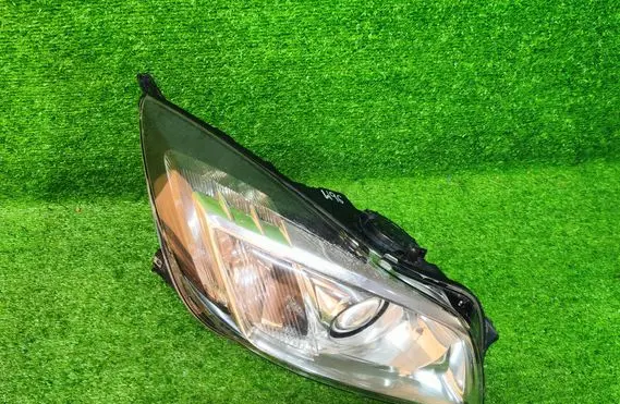 Opel Insignia A Headlight/headlamp 1ZT00963102 0096310200030390