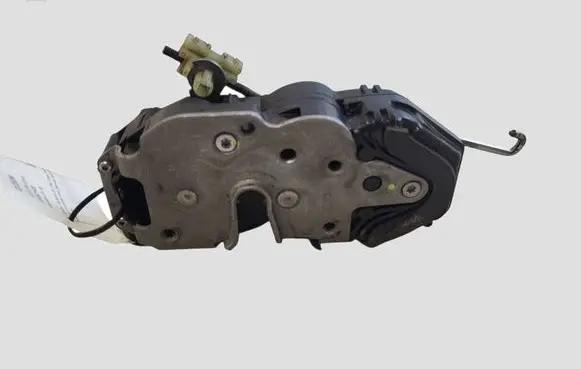 Opel Astra J Rear door lock 3023881LH2