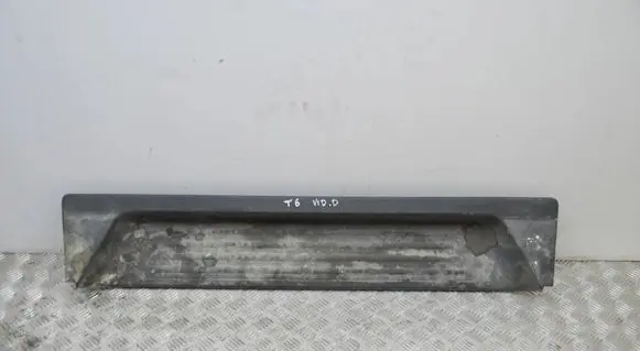 Volkswagen Transporter - Caravelle T6 Front sill trim cover 7H0863725T