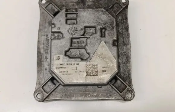Audi A4 S4 B8 8K Headlight ballast module Xenon