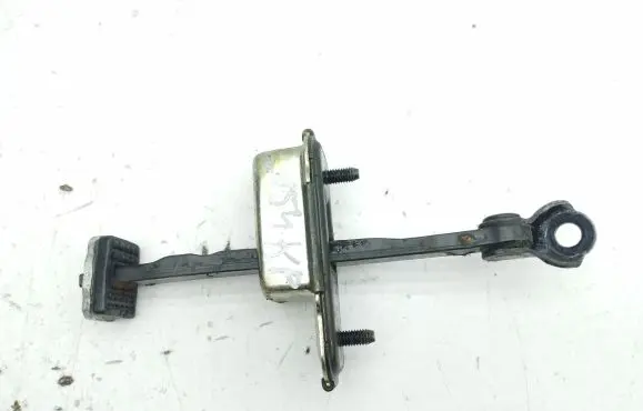KIA Ceed Front door check strap stopper
