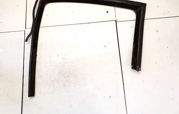 Seat Leon (1P) Rubber seal rear door
