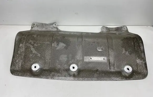 BMW M4 F82 F83 Exhaust heat shield 7241777 24640010