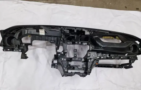 Mazda 6 Dashboard 30601346 GS1E02