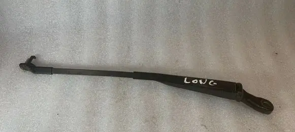Mercedes-Benz S W220 Front wiper blade arm 2208201744