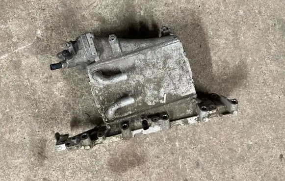 Seat Leon (5F) Intake manifold 04L128637B