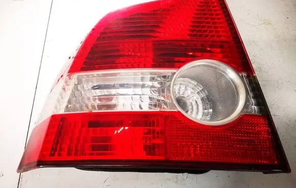 Volvo S40 Rear/tail lights