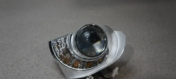 Infiniti Q50 Headlight/headlamp