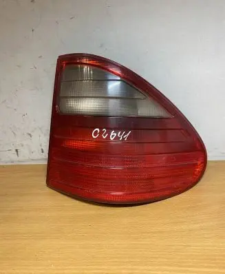 Mercedes-Benz E W210 Rear/tail lights A2108204864 C2641