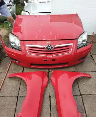 Toyota Avensis T250 Front piece kit 