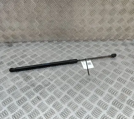 Volkswagen PASSAT B8 Tailgate/trunk strut/damper 3G9827550B