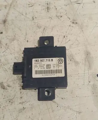 Volkswagen Golf V Alarm control unit/module 1K0907719