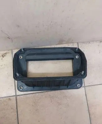 Audi Q7 4M Air intake duct part 4M1815237