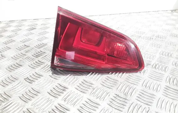 Volkswagen Golf VII Tailgate rear/tail lights 5G0945093AC 5G0945259