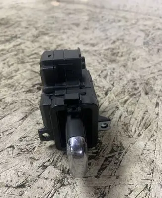 Audi A4 S4 B8 8K Ignition lock 8K0909131