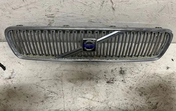 Volvo V50 Front grill 08678556