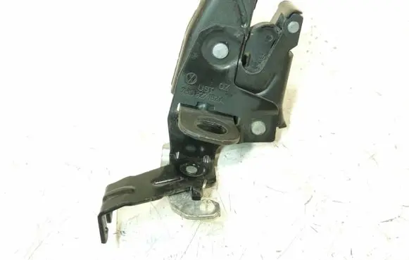 Volkswagen Caddy Tailgate/trunk/boot lock/catch/latch 7H0827162A
