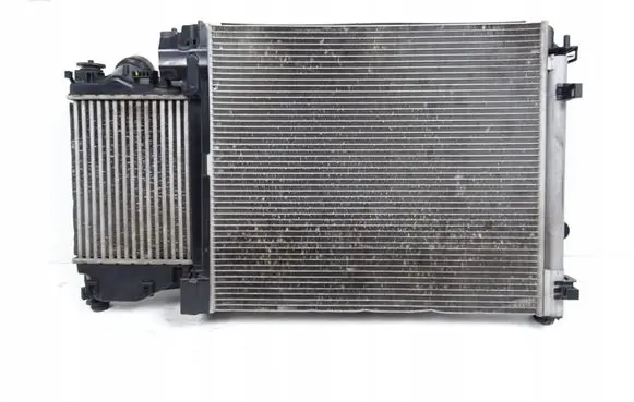 Nissan Qashqai Radiator set 214107399R 921009251R