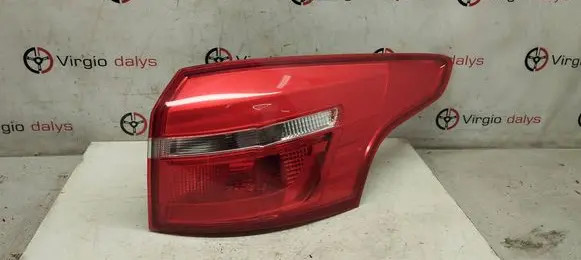 Ford Focus Rear/tail lights F1EB13404