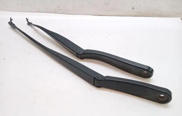 BMW 7 F01 F02 F03 F04 Front wiper blade arm 7182594