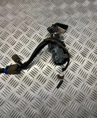 Mitsubishi Pajero Sport I Ignition lock 337891 0110J32