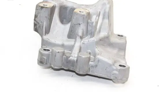 Land Rover Range Rover Evoque L538 Engine mounting bracket 9656597780