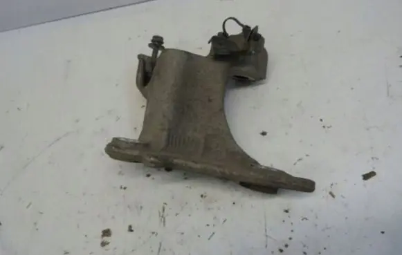Renault Talisman Sway bar bush bracket, front 548515390R