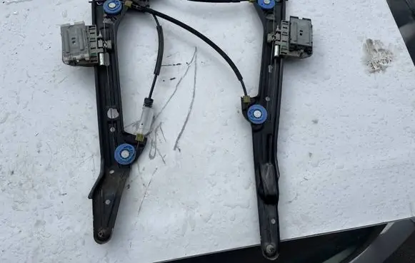 Audi A5 8T 8F Rear window lifting mechanism without motor 8T8839462 10219148100