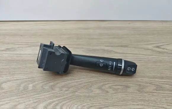 Volvo XC90 Wiper control stalk 30798530 07W39D