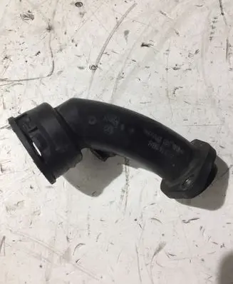 Mercedes-Benz Sprinter W906 Engine coolant pipe/hose 1481934