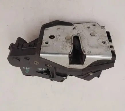 BMW 3 E46 Front door lock 408BTR