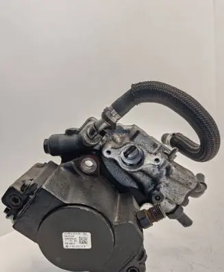 Mercedes-Benz E W212 Fuel injection high pressure pump 28297640 A6510701201 0382326JEE