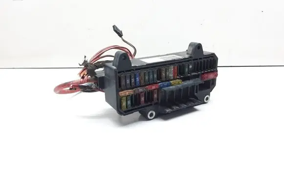 BMW 7 E65 E66 Fuse module 6900583 61136900583