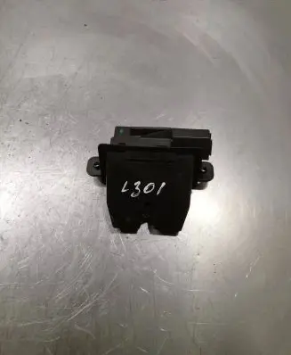 Ford Fiesta Tailgate/trunk/boot lock/catch/latch 8a61a442a66bc