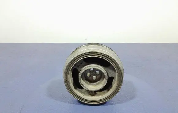 BMW 2 F45 Crankshaft pulley 8669098