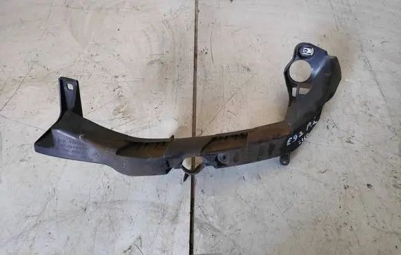 BMW 3 E92 E93 Headlight/headlamp mounting bracket 7154723